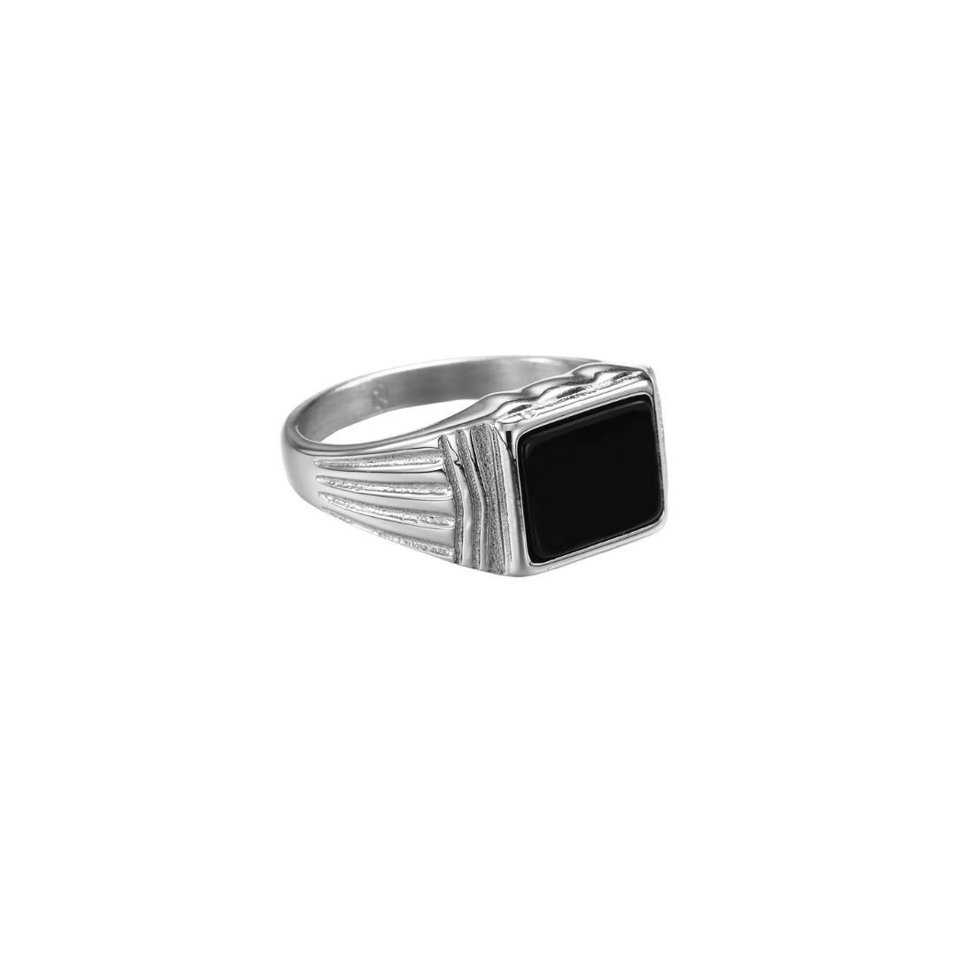 ONYX RING